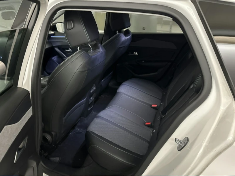 Peugeot 308 Allure от дилър с история, снимка 6 - Автомобили и джипове - 53189161