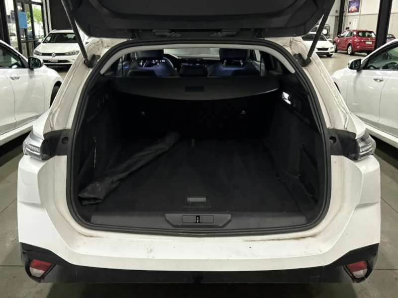 Peugeot 308 Allure от дилър с история, снимка 7 - Автомобили и джипове - 53189161