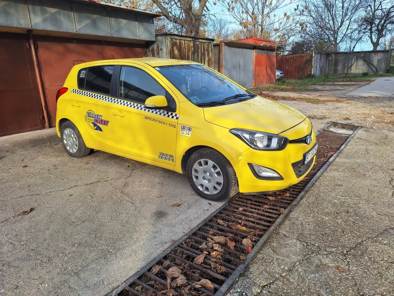 Hyundai I20 1.25 I GAS * Clima * , снимка 2 - Автомобили и джипове - 53282971