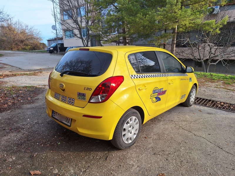 Hyundai I20 1.25 I GAS * Clima * , снимка 3 - Автомобили и джипове - 53282971