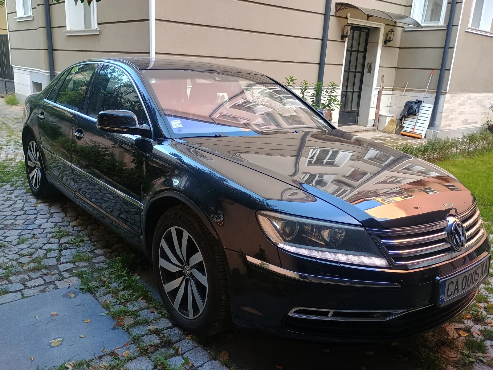 VW Phaeton 3.0 TDI , 239 к.с. - изображение 2