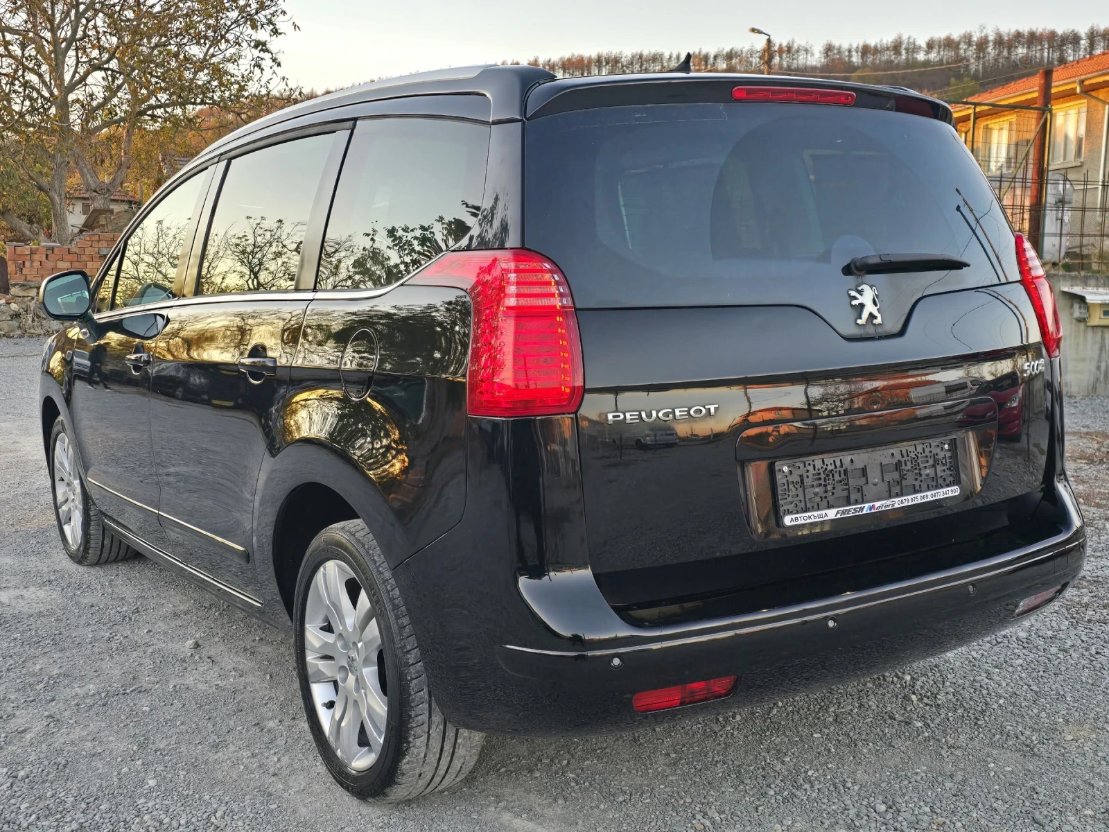 Peugeot 5008 1.6 HDI 110 К.С. АВТОМАТ / ХЕД-ЪП / ПАНОРАМА - изображение 3