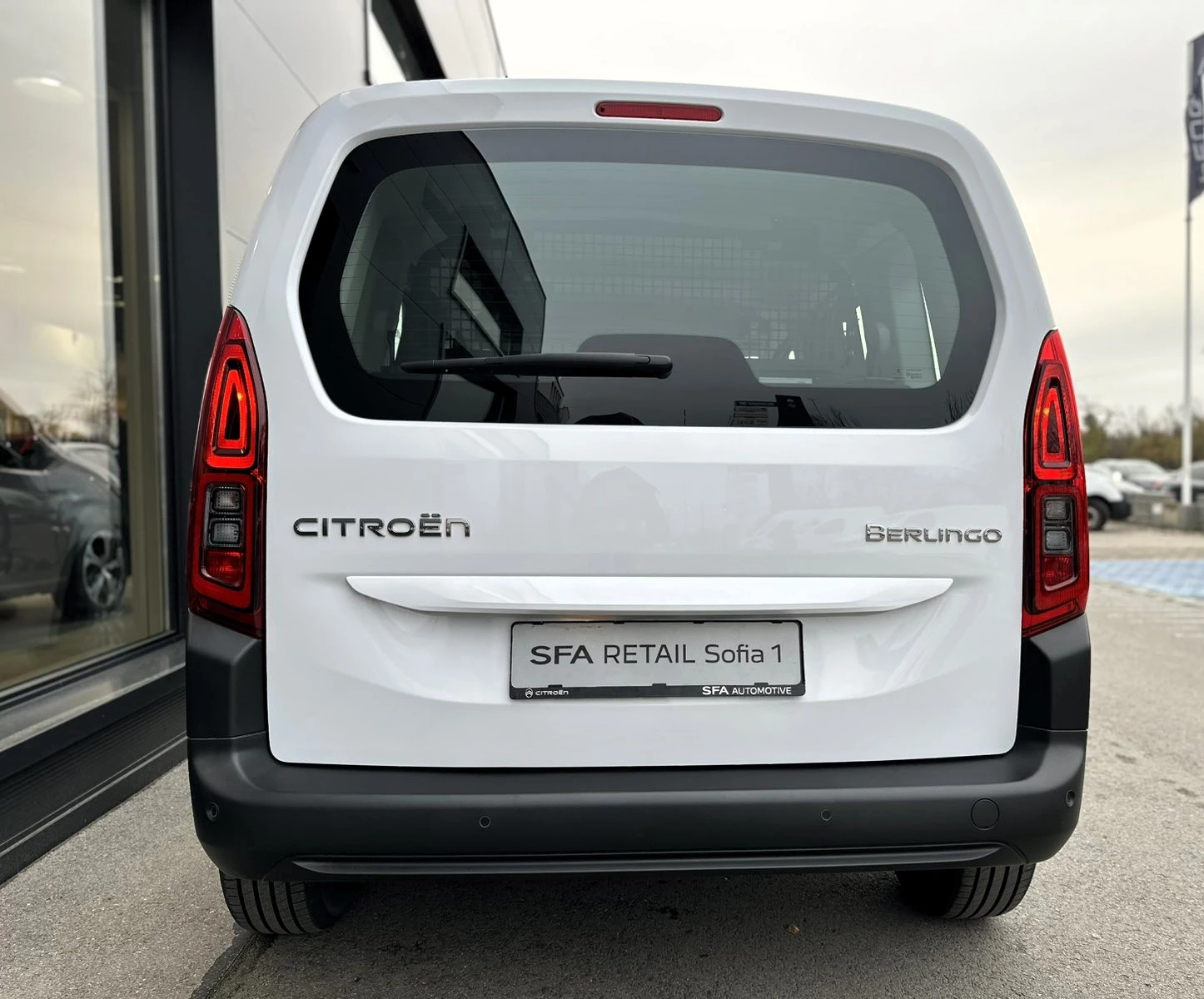 Citroen Berlingo MCA MPV M Feel 1.5 BlueHDI 102 BVM6 S&S E6.4 N1 - изображение 8