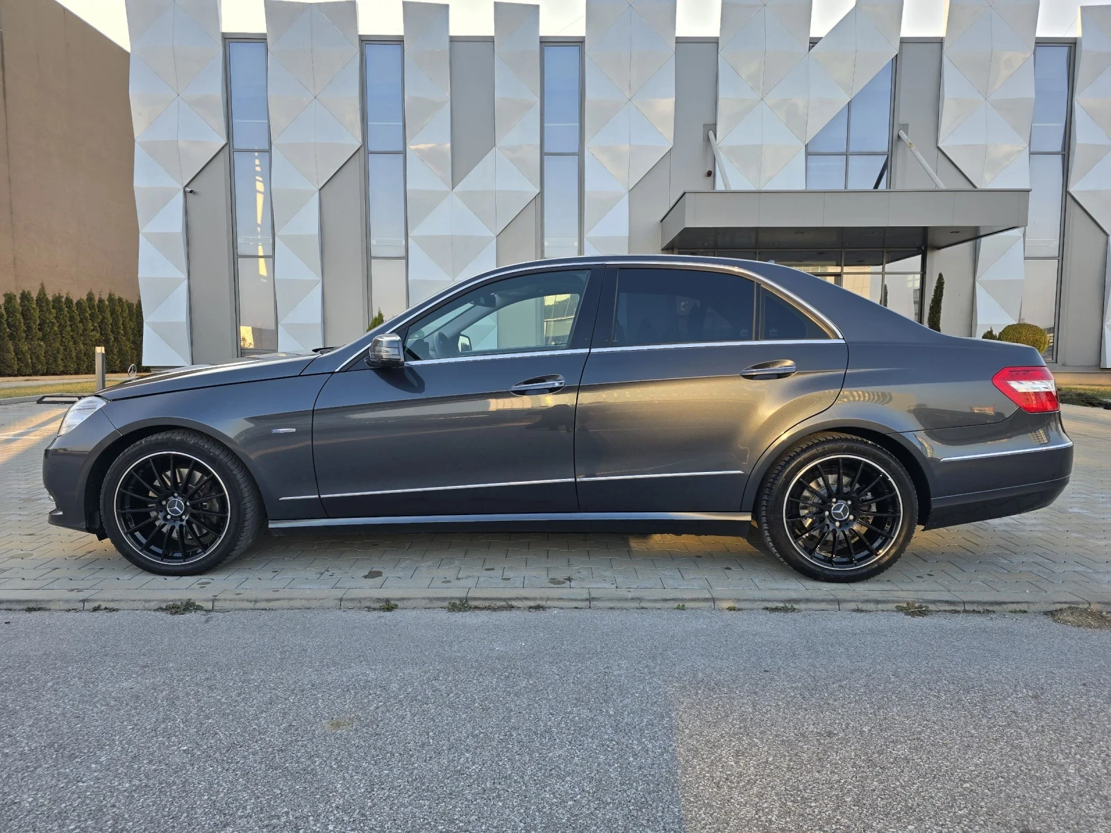 Mercedes-Benz E 350 Cdi Avantgarde.4MATIC.Keyless.Обдухване - изображение 6