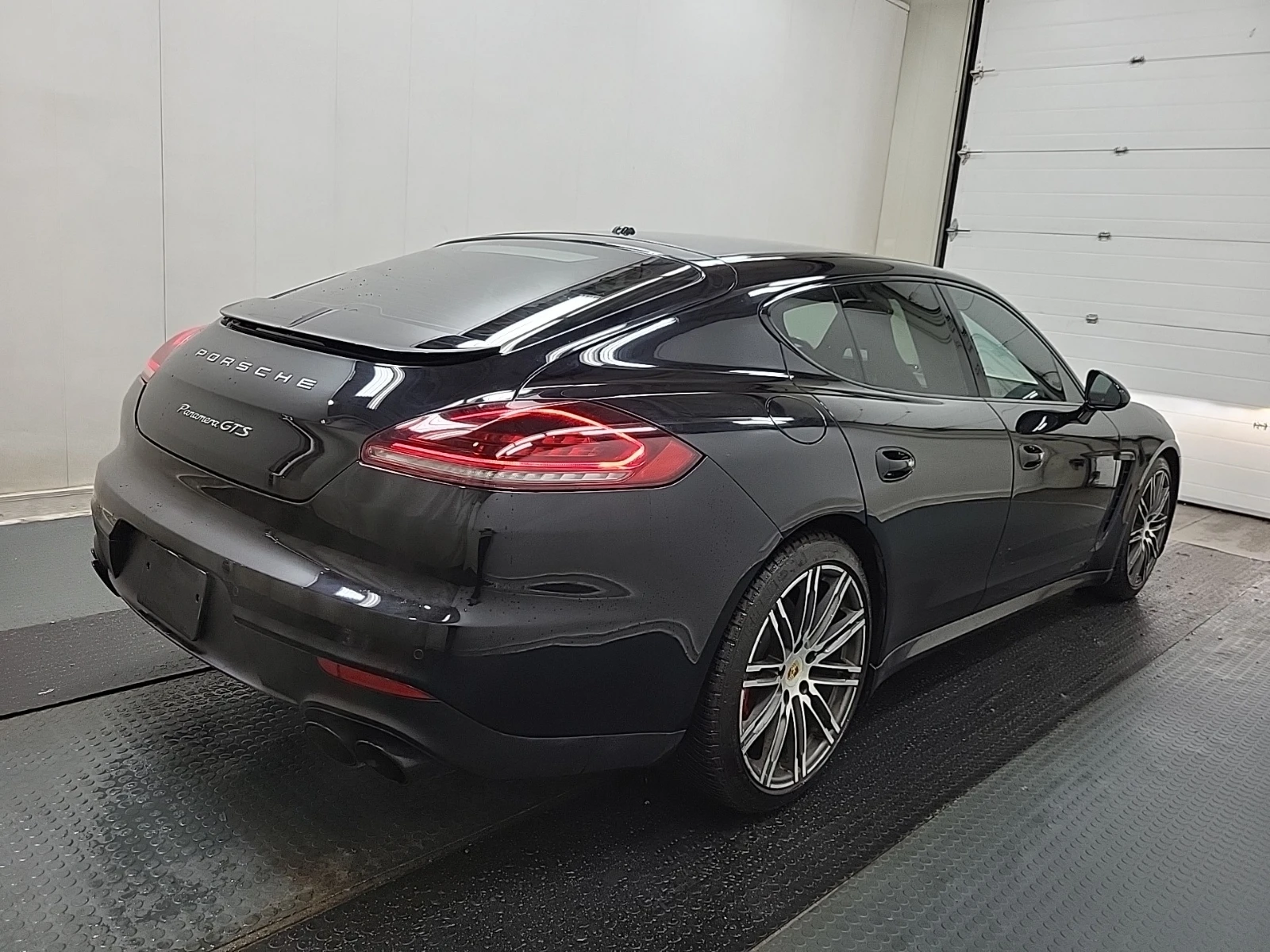 Porsche Panamera * GTS * * АвтоКредит - изображение 4