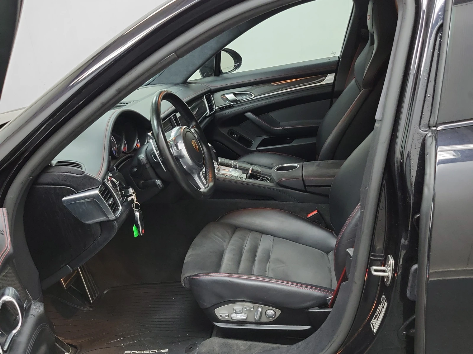 Porsche Panamera * GTS * * АвтоКредит - изображение 6
