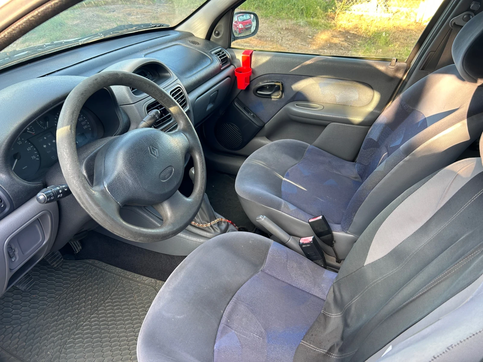 Renault Clio 1.9 DIZEL  - изображение 10