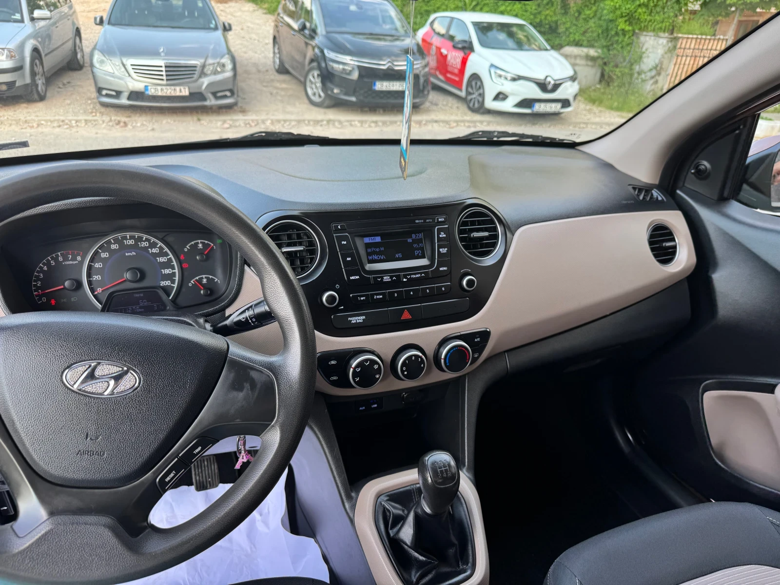 Hyundai I10 | Mobile.bg � ����������� 12