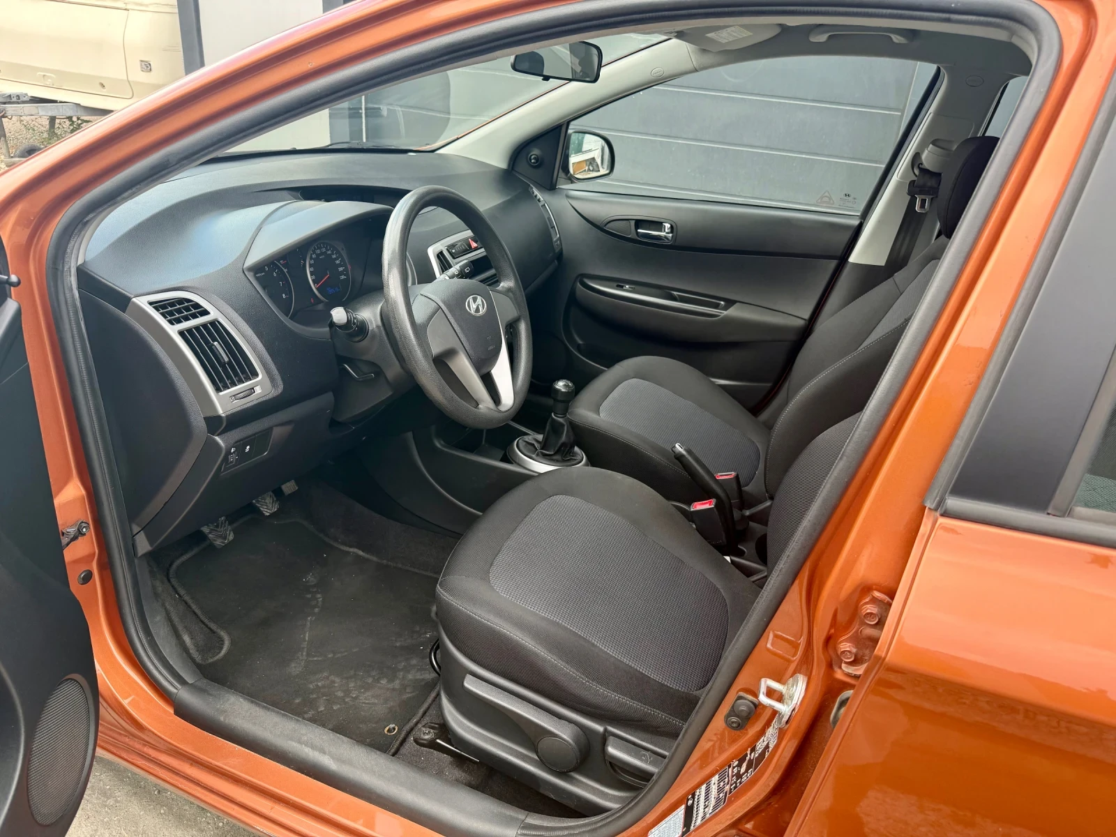 Hyundai I20  - изображение 8