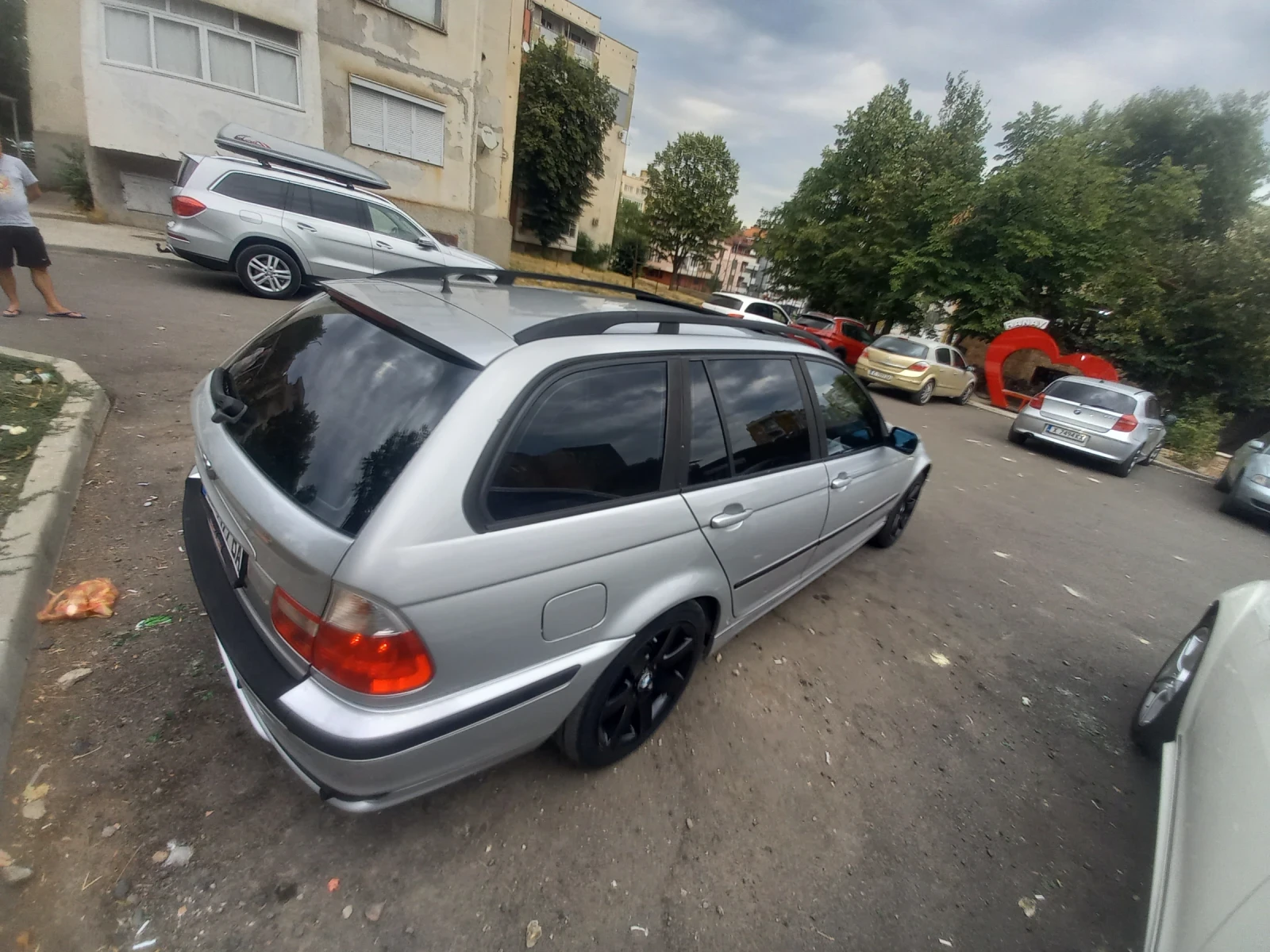 BMW 330 Xi 4x4 - изображение 6