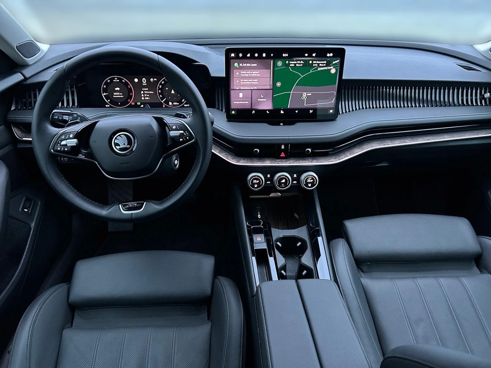 Skoda Superb 2.0 TDI L&K COMBI DSG CANTON MATRIX - изображение 9