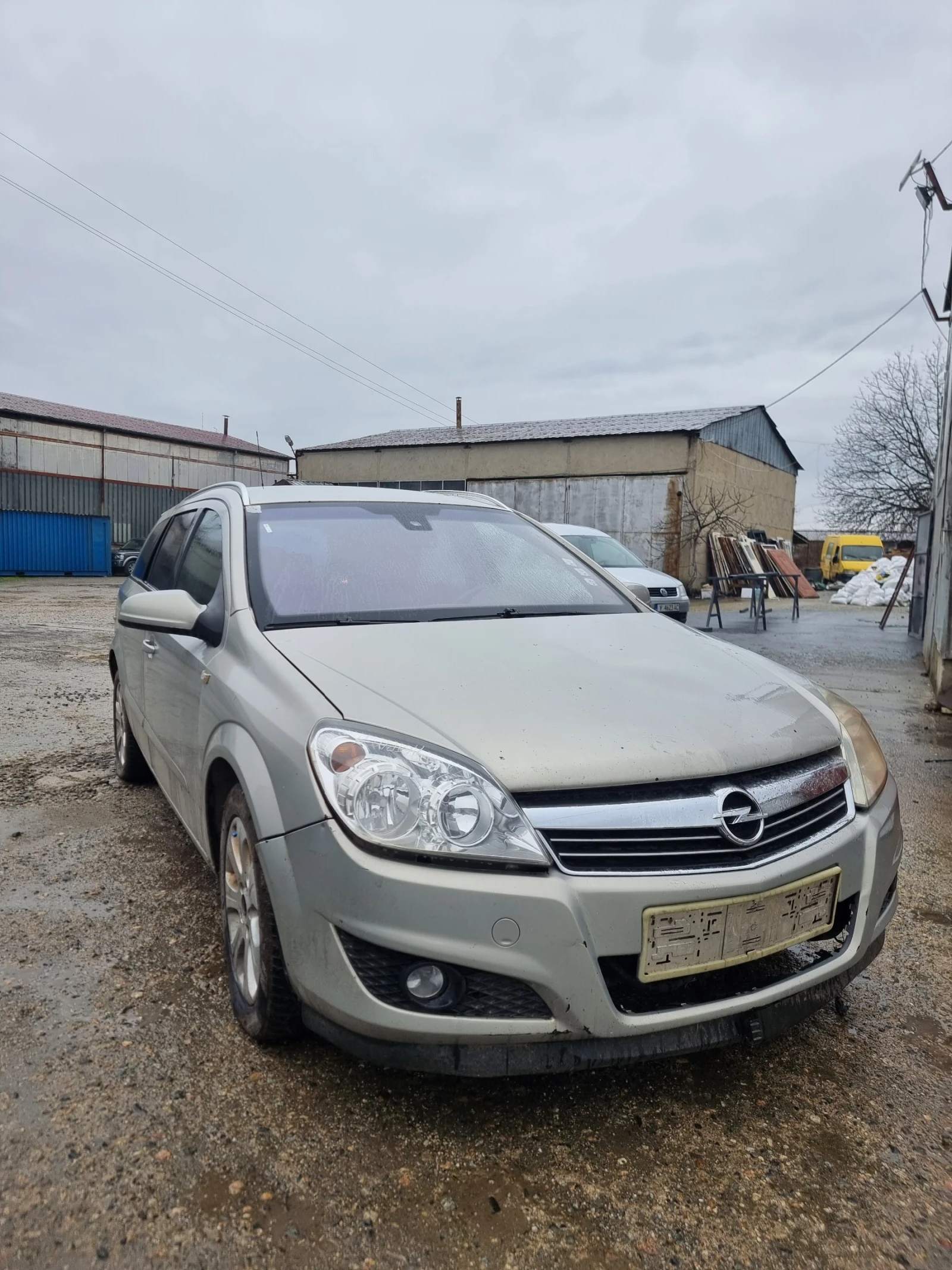 Opel Astra 1.9 CDTI/1.6 105hp /Теглич /6 скорости/Cosmo - изображение 2