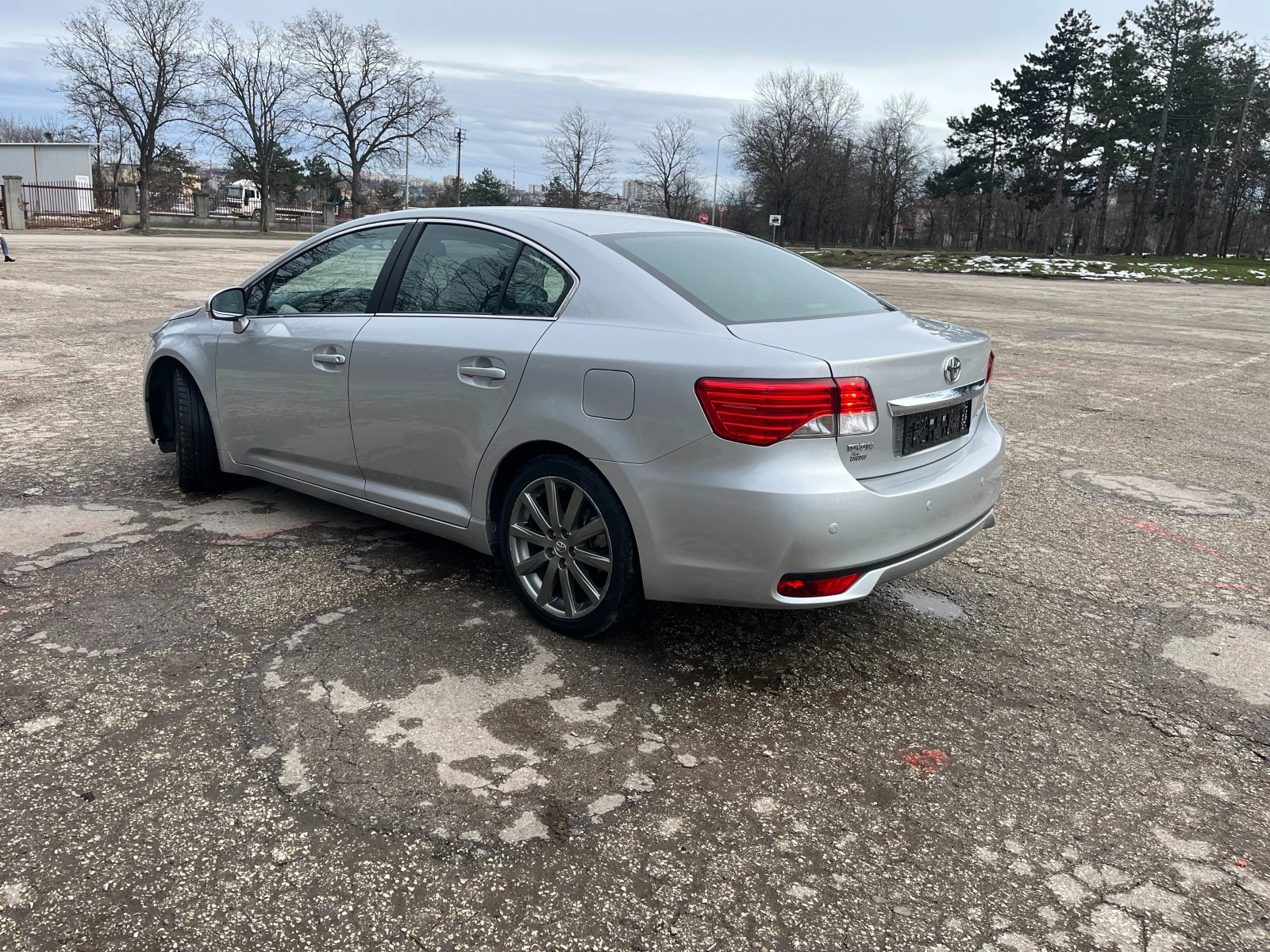 Toyota Avensis 1.8 Touring | Mobile.bg � ����������� 3