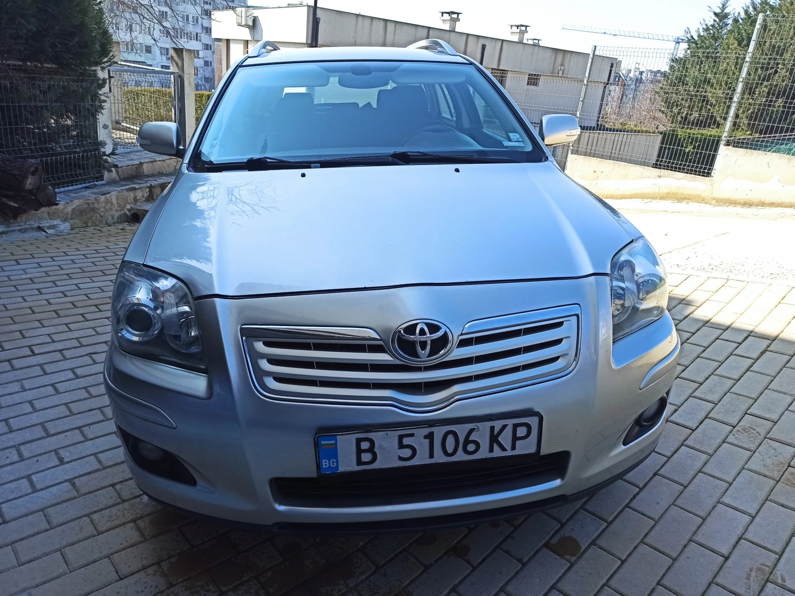 Toyota Avensis, снимка 4 - Автомобили и джипове - 53707084
