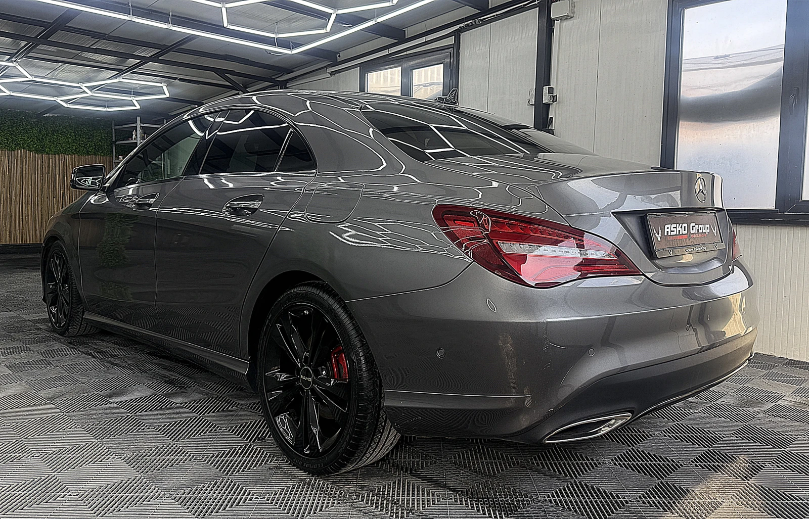 Mercedes-Benz CLA 220 FACE/AMG-Line/KAMERA/СОБСТВЕН ЛИЗИНГ, снимка 4 - Автомобили и джипове - 53876077