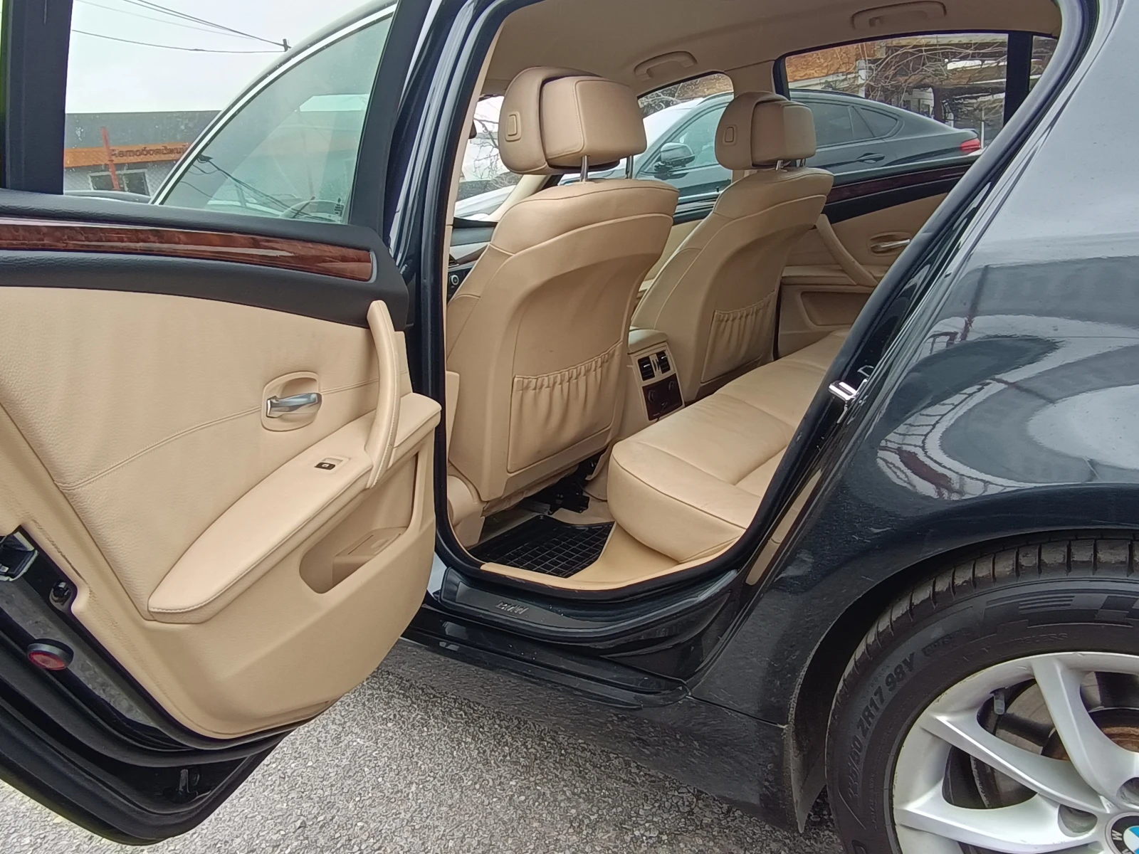 BMW 525 -218к.с.!!! ВСИЧКО ПЛАТЕНО !!!, снимка 7 - Автомобили и джипове - 53894676