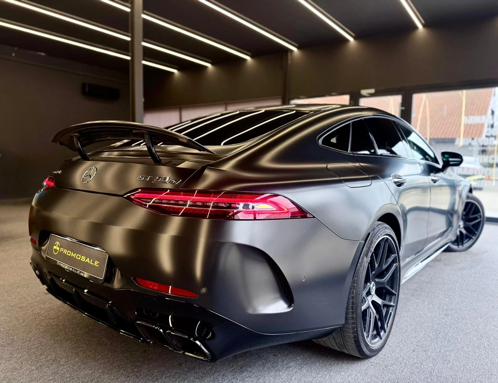 Mercedes-Benz GT 63s* AMG* 4M+ * Burm* Лизинг, снимка 6 - Автомобили и джипове - 53963450