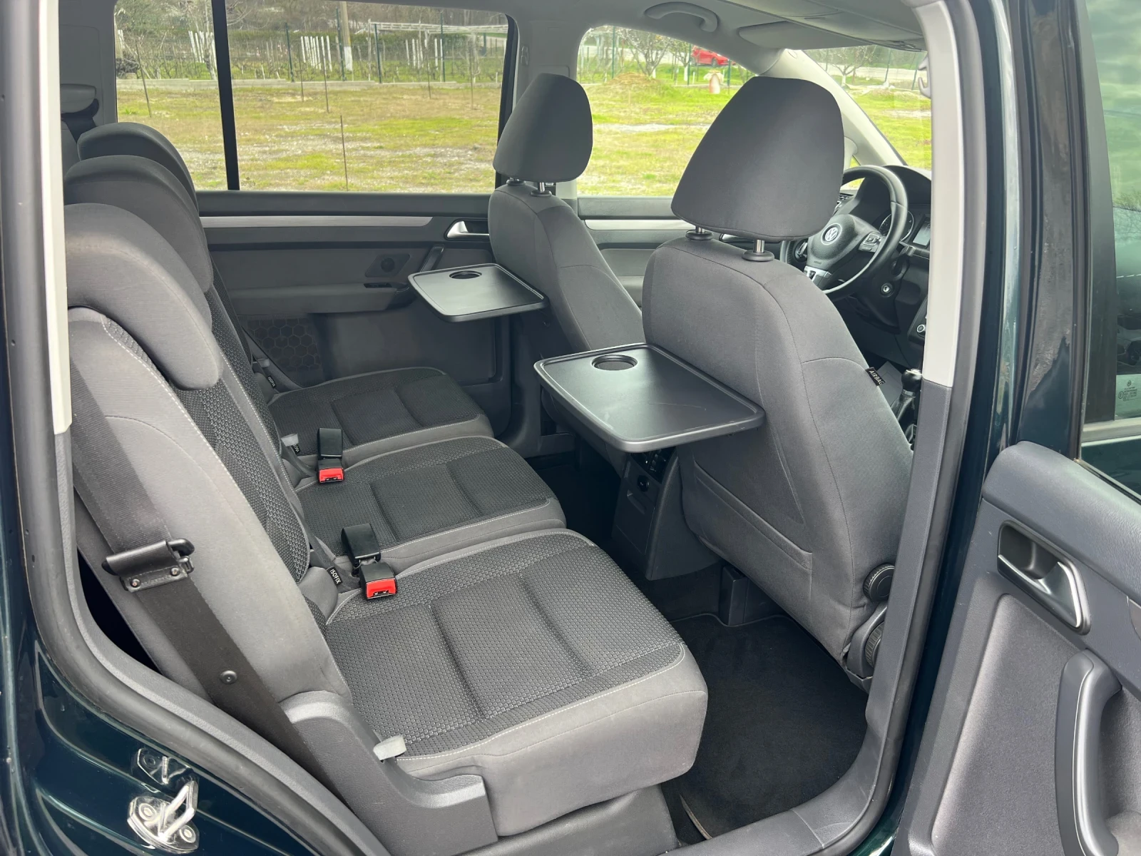 VW Touran 2000 TDi 140 kc, снимка 11 - Автомобили и джипове - 54058382