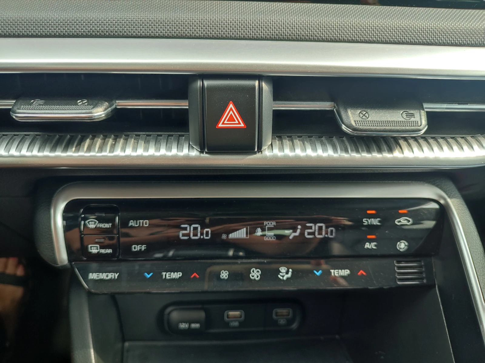 Kia K5 2.0 Lpi, снимка 9 - Автомобили и джипове - 55036519