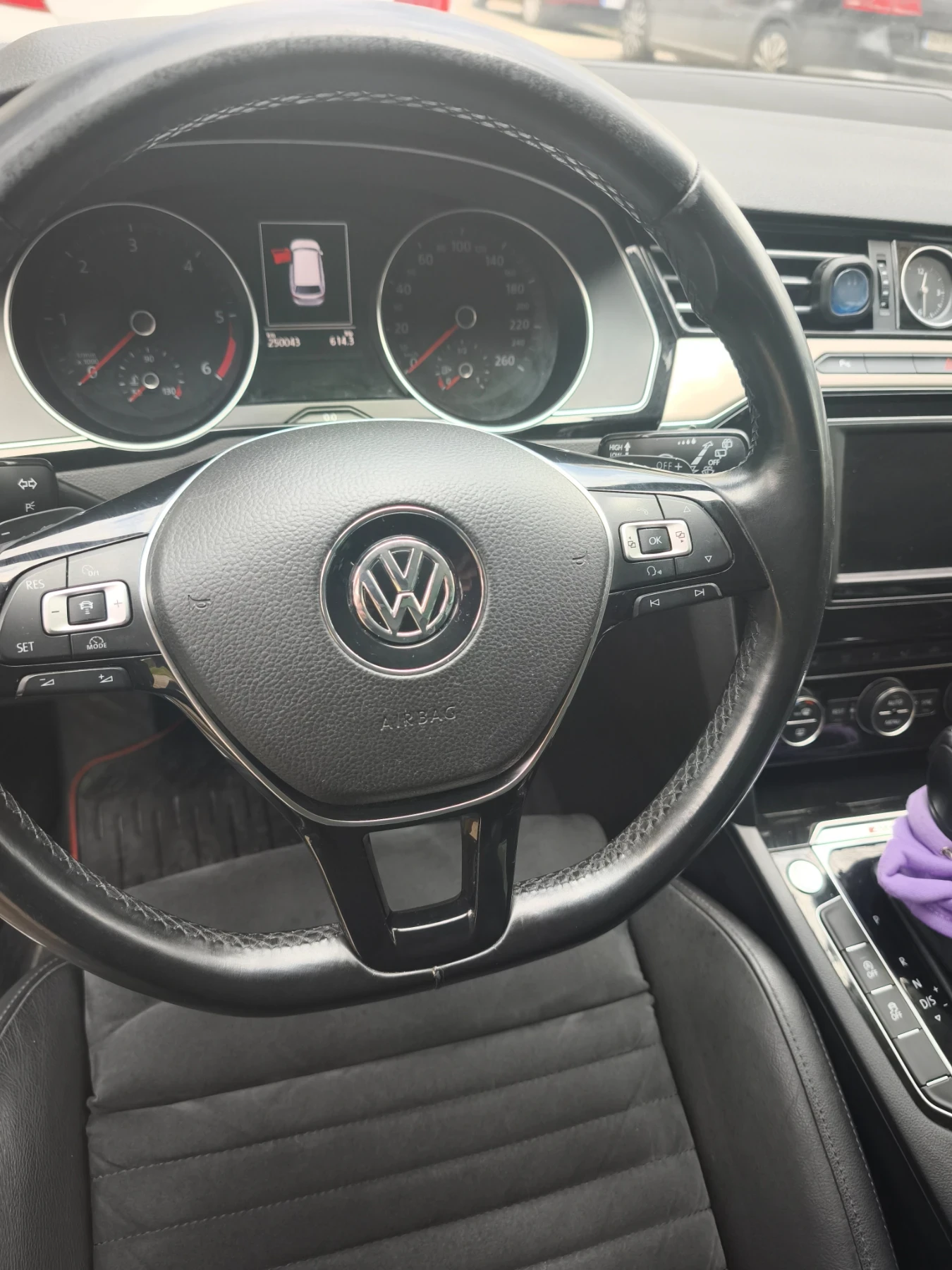 VW Passat 2.0 190hp, снимка 10 - Автомобили и джипове - 54151264