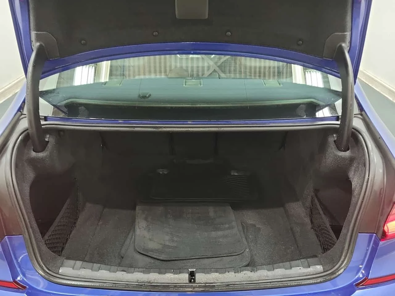 BMW 330 330I XDRIVE  CARFAX, снимка 14 - Автомобили и джипове - 54269994