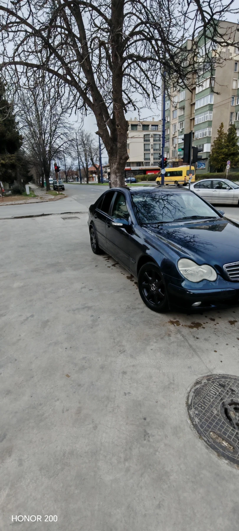 Mercedes-Benz C 180, снимка 2 - Автомобили и джипове - 54403885