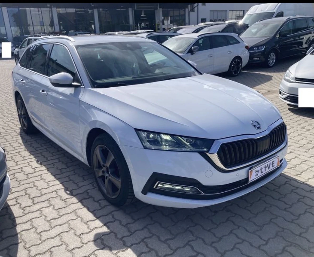 Skoda Octavia Style 2.0tdi 150hp Matrix, Камера, пълна история , снимка 3 - Автомобили и джипове - 54761768