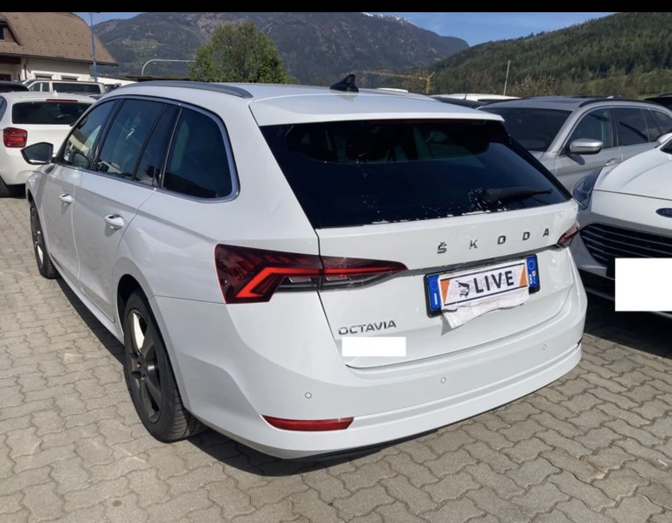 Skoda Octavia Style 2.0tdi 150hp Matrix, Камера, пълна история , снимка 5 - Автомобили и джипове - 54761768