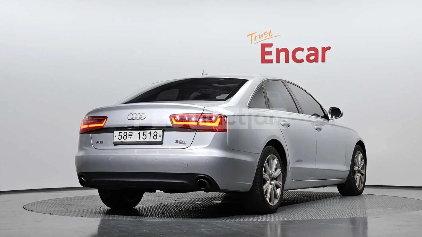 Audi A6 3.0 TSFI QUATTRO !DIST! !PREMIUM PLUS!, снимка 2 - Автомобили и джипове - 54879265