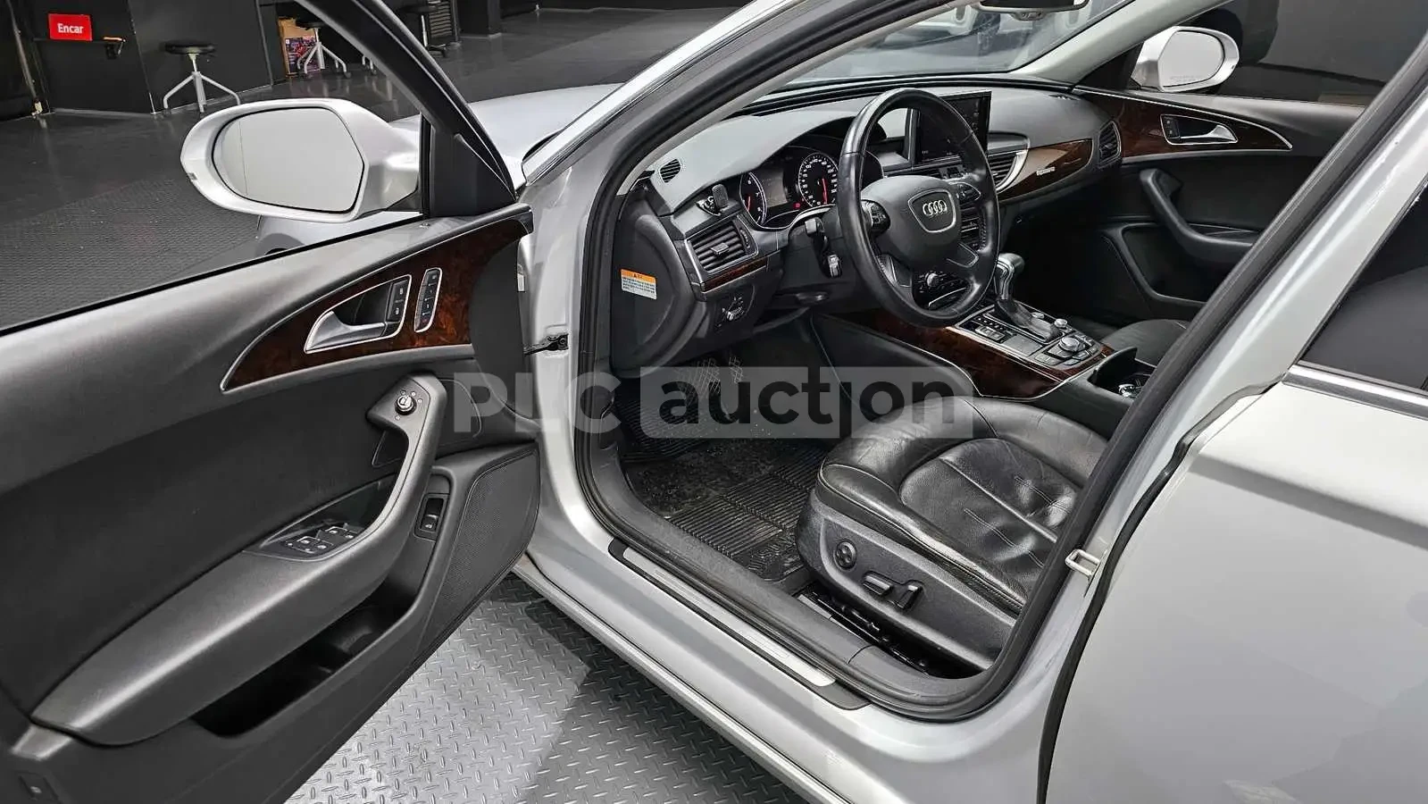 Audi A6 3.0 TSFI QUATTRO !DIST! !PREMIUM PLUS!, снимка 9 - Автомобили и джипове - 54879265