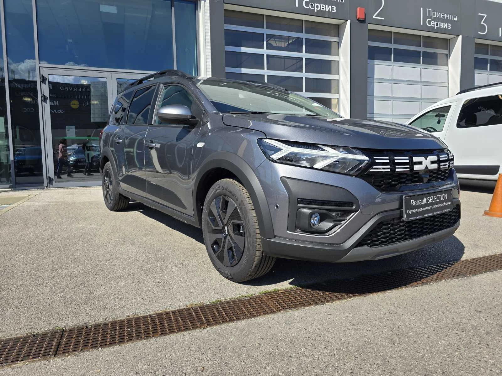 Dacia Jogger 1.6 Hybrid 140 EDC, снимка 2 - Автомобили и джипове - 55124639