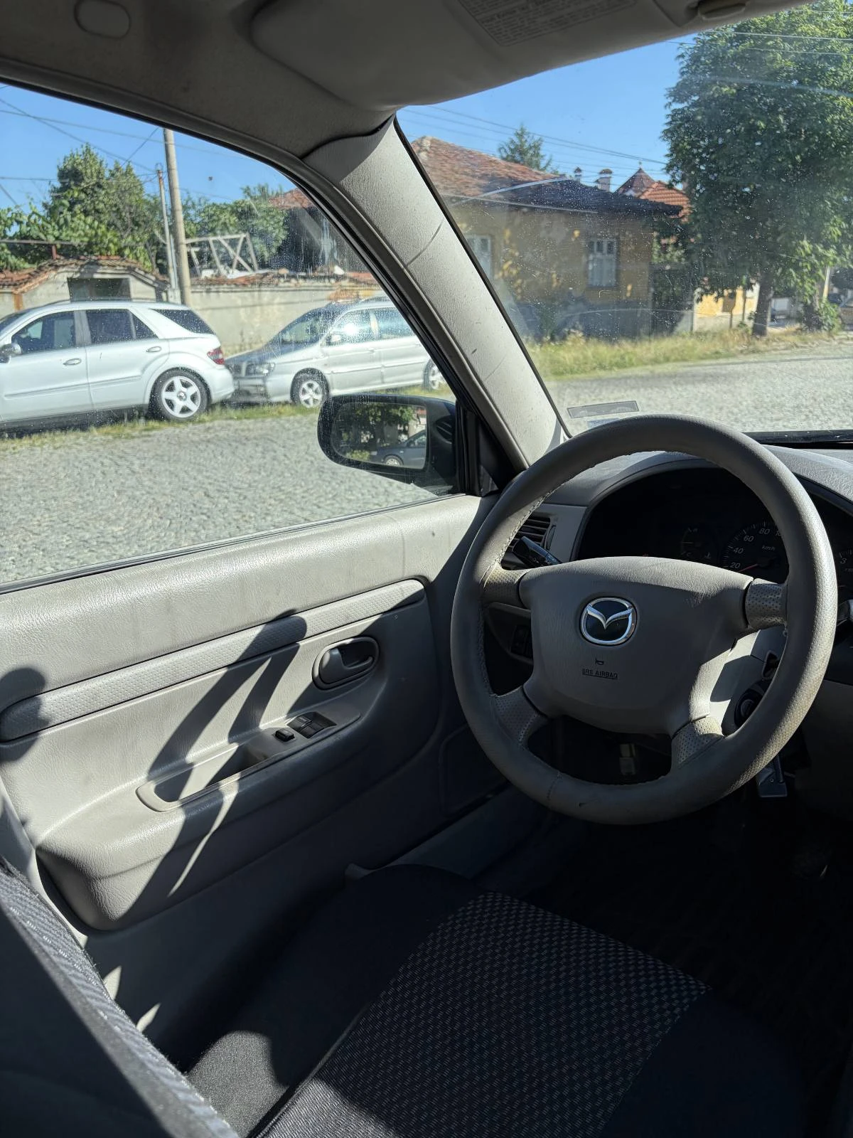 Mazda Demio, снимка 10 - Автомобили и джипове - 55225609