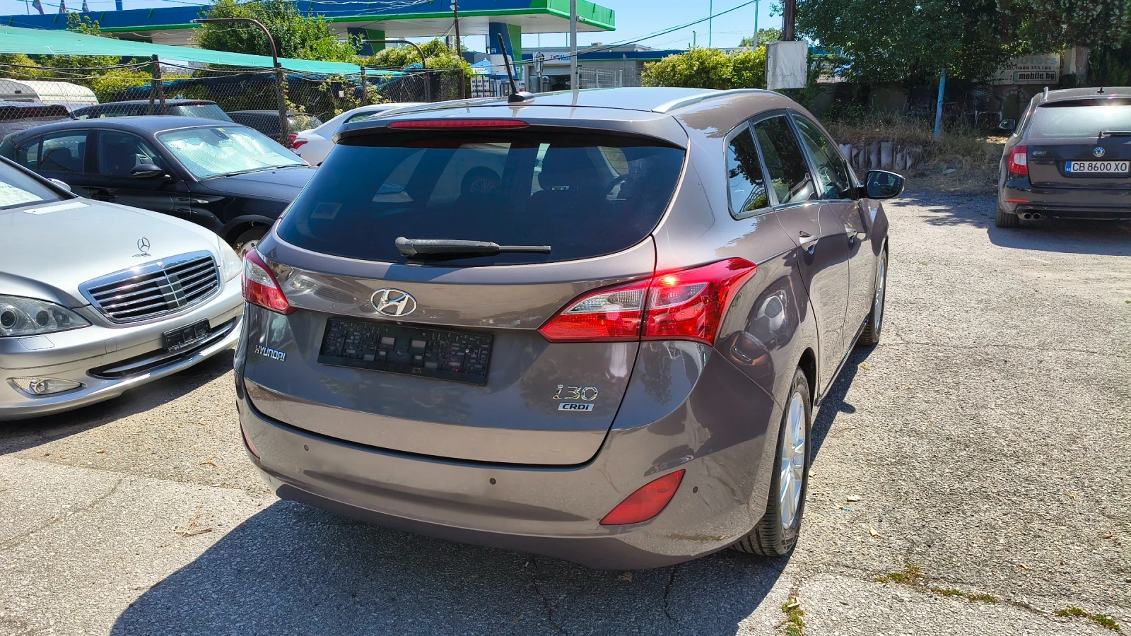 Hyundai I30 1.6 CRDi, снимка 8 - Автомобили и джипове - 55456530