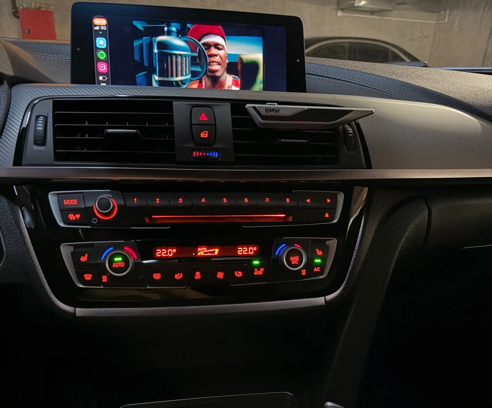 BMW 330 B48 xDrive, снимка 9 - Автомобили и джипове - 55781522