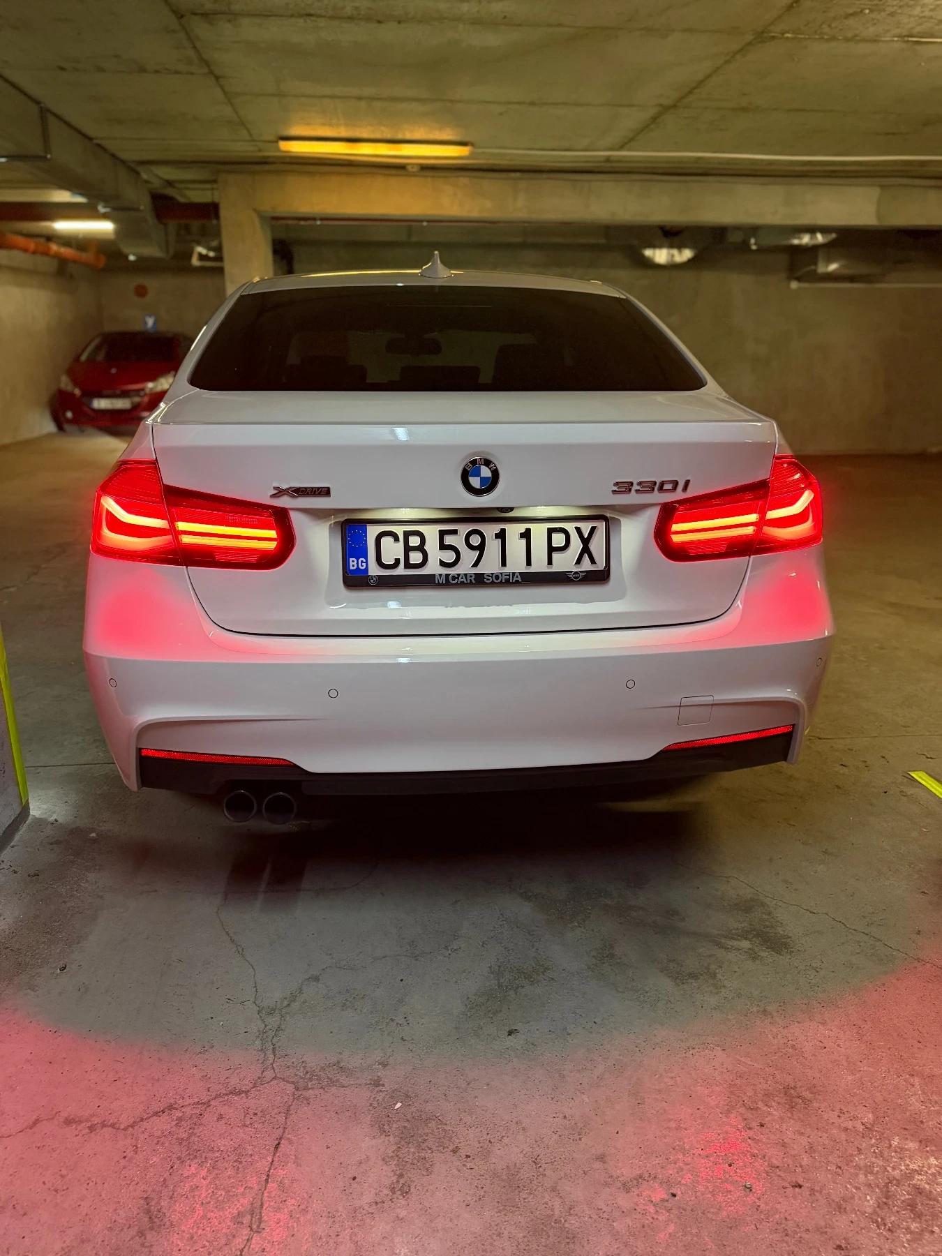 BMW 330 B48 xdrive, снимка 4 - Автомобили и джипове - 55781522