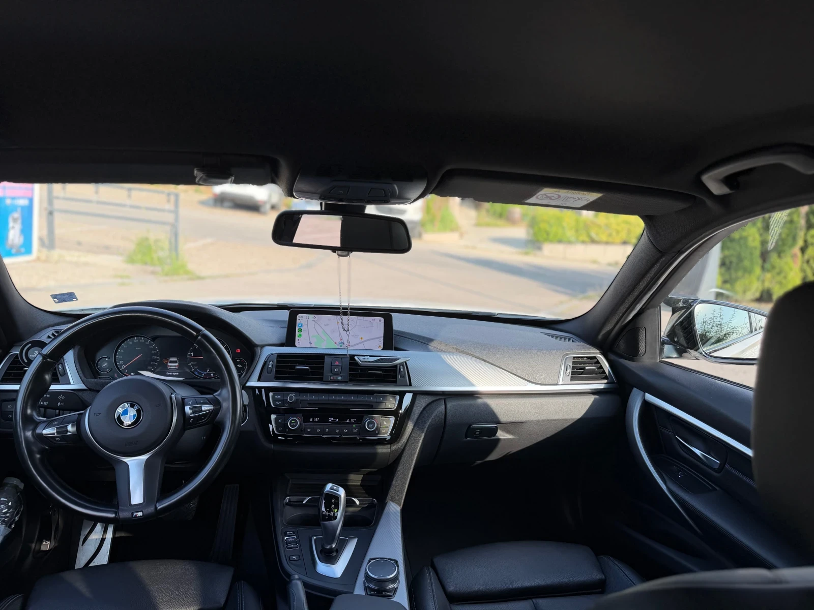 BMW 330 B48 xdrive, снимка 9 - Автомобили и джипове - 55781522