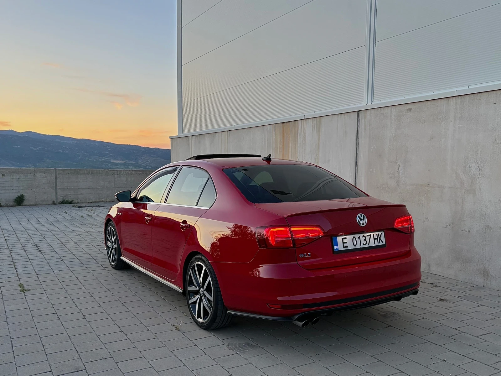 VW Golf Jetta GLI/GTI 2.0 TSI DSG FULL, снимка 6 - Автомобили и джипове - 55821150