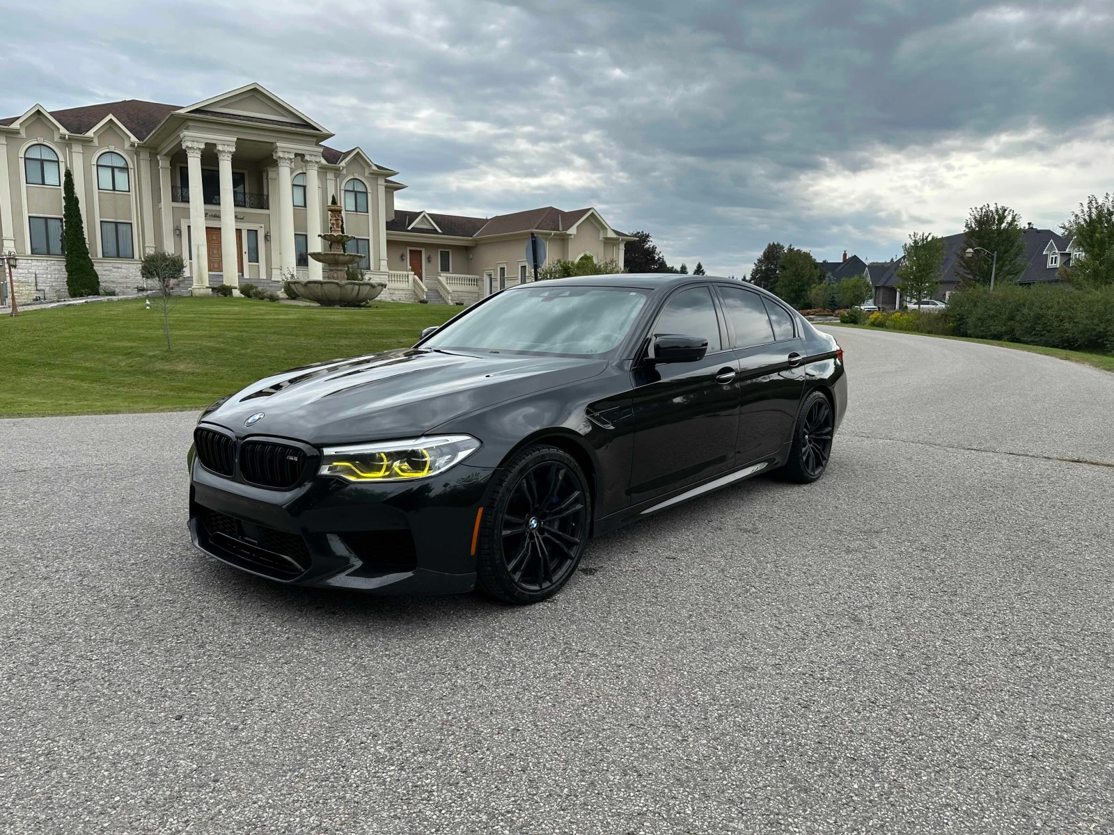 BMW M5 * Sedan * АВТОКРЕДИТ БЕЗ ПЪРВОНАЧАЛНА ВНОСКА* 