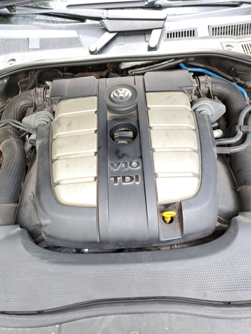 VW Touareg R50 5.0 TDI, снимка 4 - Автомобили и джипове - 46443890