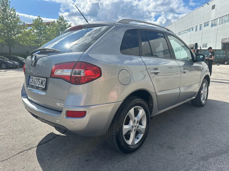 Renault Koleos 2.5i 171 к.с., снимка 4 - Автомобили и джипове - 50346079