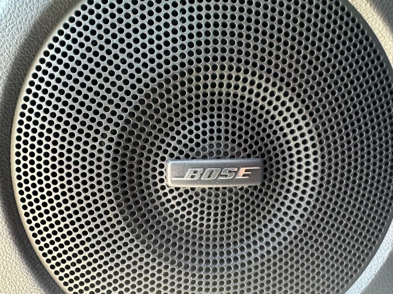 Renault Koleos 2.5i 171 к.с., снимка 15 - Автомобили и джипове - 50346079