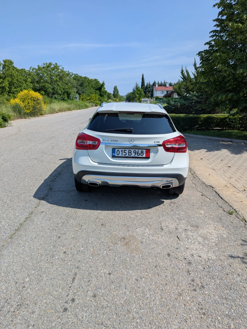 Mercedes-Benz GLA 200 2.2 CDI, снимка 2 - Автомобили и джипове - 50574057