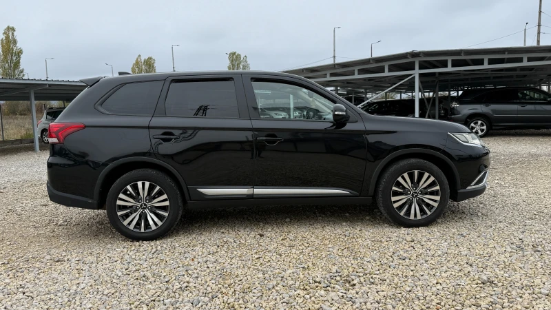 Mitsubishi Outlander 2.4-166к.с.-7места-MIVEC-4X4-LED-ПОДГРЕВ-, снимка 4 - Автомобили и джипове - 52331999