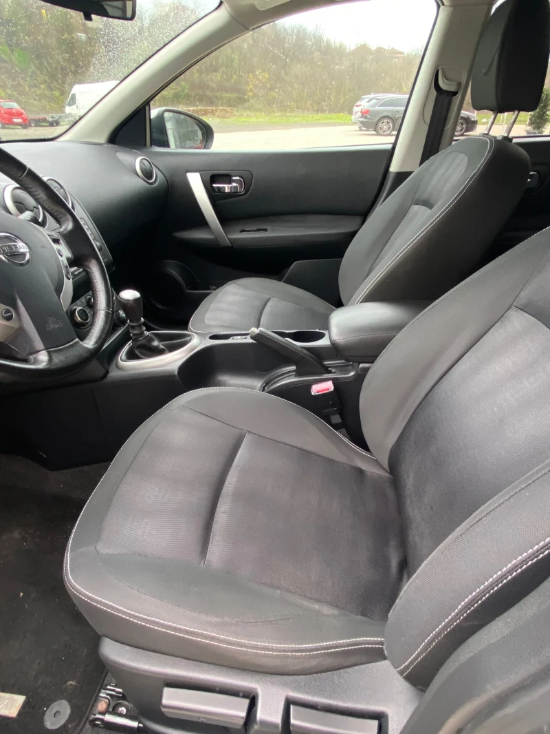 Nissan Qashqai, снимка 10 - Автомобили и джипове - 52662604