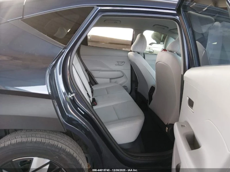 Hyundai Kona SEL| НАЛИЧНИ ЧАСТИ| КЛИП НА МОТОРА| ДВА КЛЮЧА, снимка 8 - Автомобили и джипове - 53203986