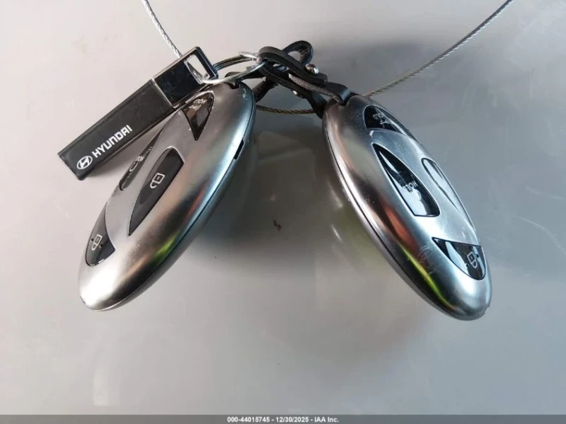 Hyundai Kona SEL| НАЛИЧНИ ЧАСТИ| КЛИП НА МОТОРА| ДВА КЛЮЧА, снимка 10 - Автомобили и джипове - 53203986