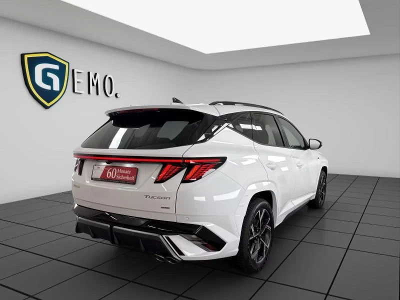 Hyundai Tucson Garante , снимка 8 - Автомобили и джипове - 53985879