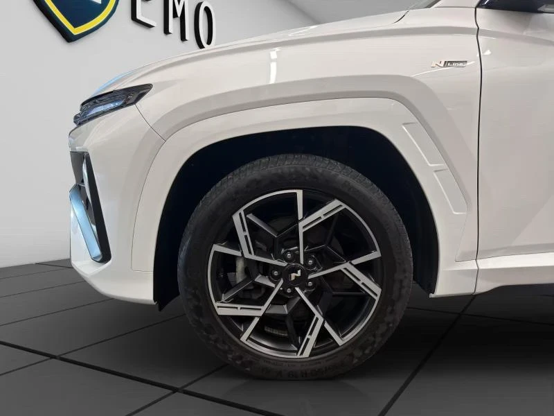 Hyundai Tucson Garante , снимка 11 - Автомобили и джипове - 53985879