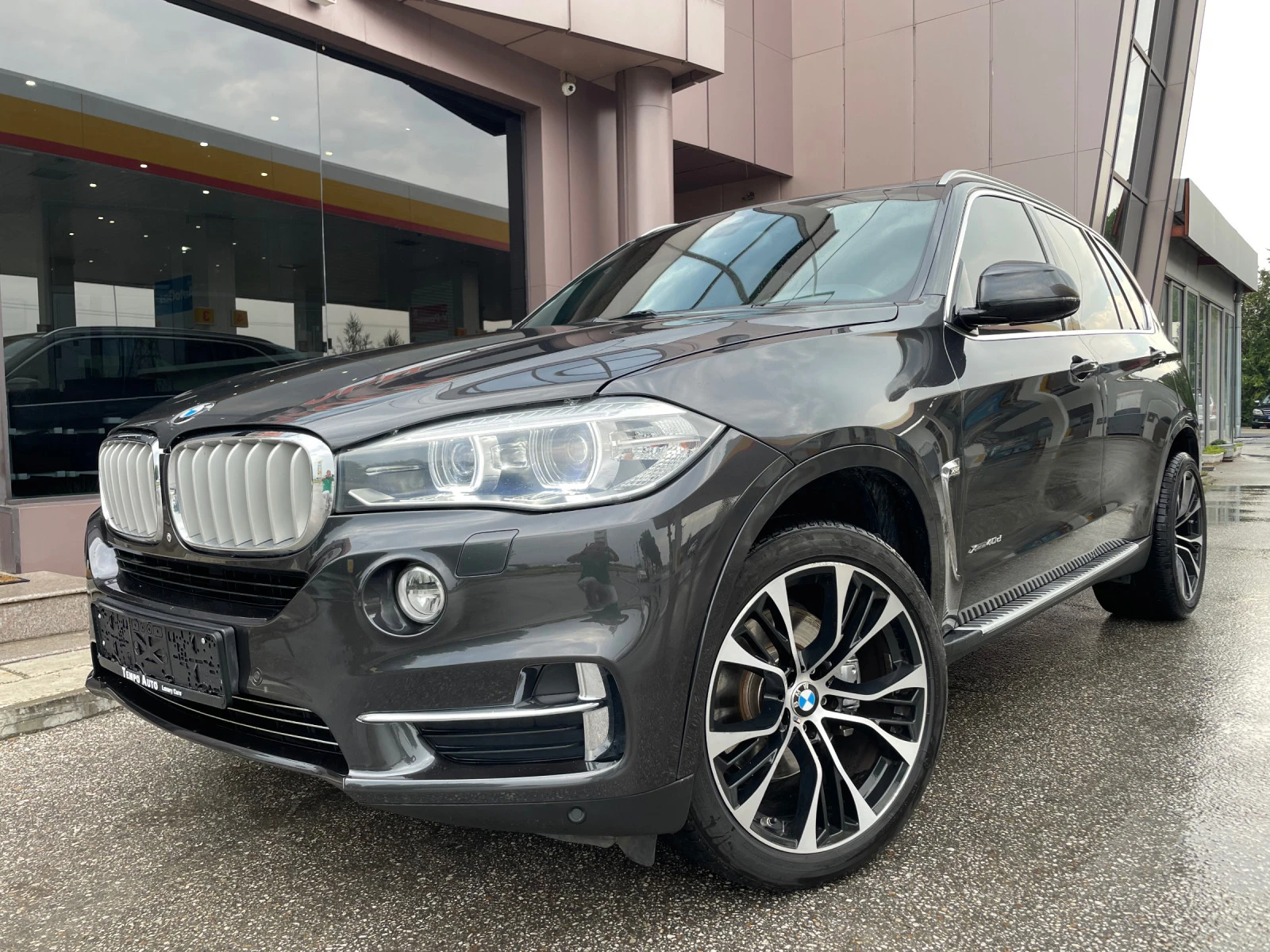 BMW X5 4.0XD-SPORT-PANORAMA-360 Камера-Head Up - изображение 2