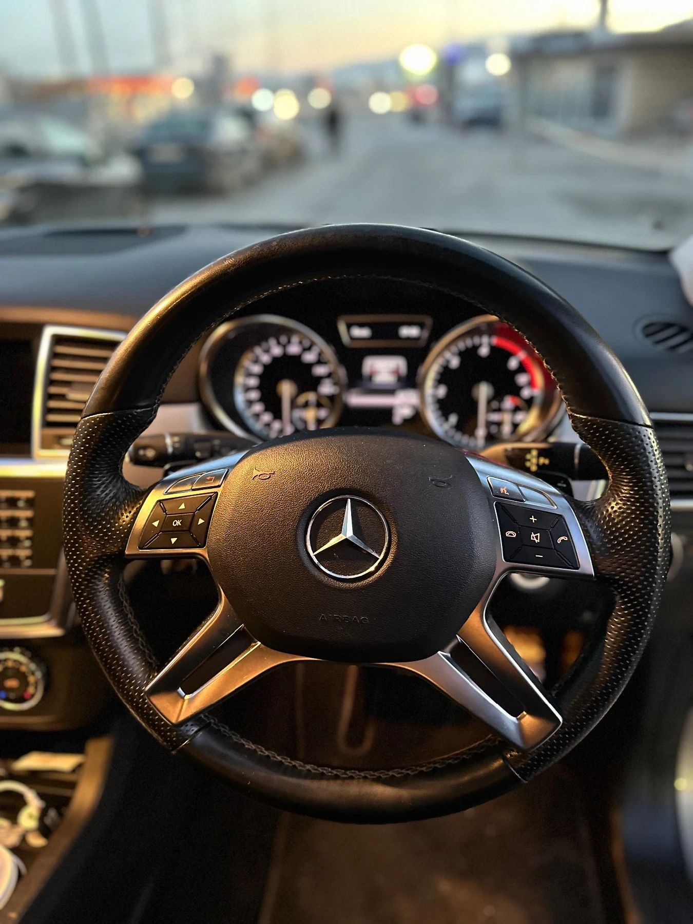 Mercedes-Benz ML 250 Bluetec 4 matic КАПАРИРАНА - изображение 7